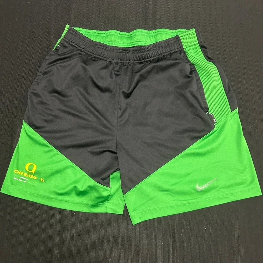 Nike Oregon Ducks Dri-FIT Athletic Shorts Mens Medium Black Green Colorblock